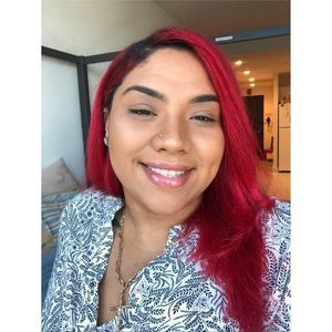 Meet your Posher, Celina